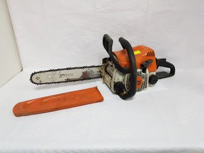 Лот: 17932869. Фото: 1. Бензопила Stihl MS180. Бензо-, мотоинструмент