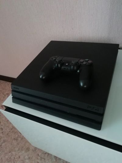 Лот: 13850567. Фото: 1. Sony Playstation 4 pro + подписка... Игровые приставки, консоли