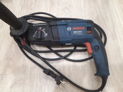 Лот: 15316077. Фото: 1. Перфоратор Bosch GBH 2-24D. Электроинструмент