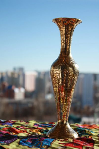 Лот: 20044440. Фото: 1. Латунная ваза. Вазы