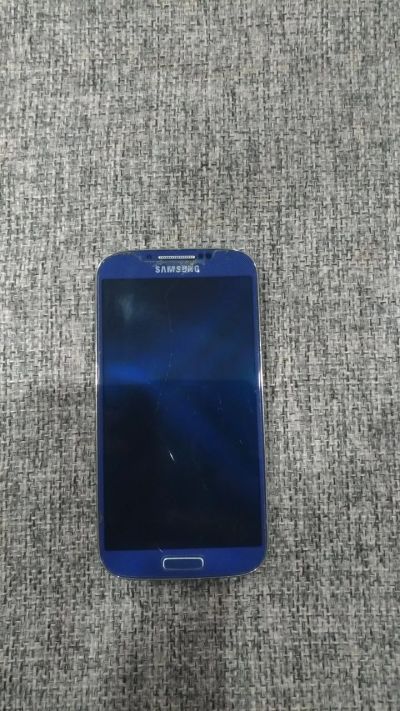 Лот: 11856293. Фото: 1. Samsung i9500 Galaxy S4. Смартфоны