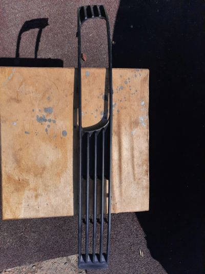Лот: 19295971. Фото: 1. Решетка бампера Mitsubishi airtrek... Кузов