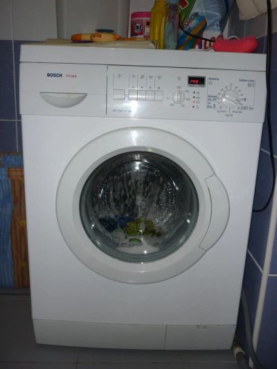 Лот: 3232647. Фото: 1. Стиральная машина BOSCH MAXX WFO... Стиральные машины