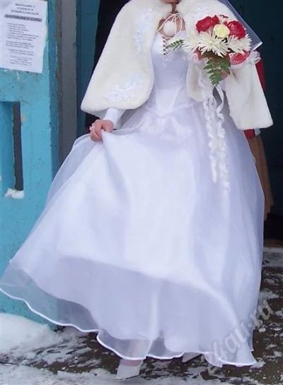 Лот: 290649. Фото: 1. Свадебное платье. Другое (свадебная мода)