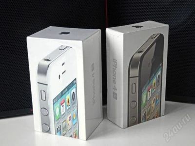 Лот: 2850920. Фото: 1. iPhone 4S 16 Gb чёрный и белый. Смартфоны