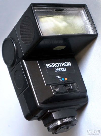 Лот: 9472696. Фото: 1. Вспышка Berotron 2500D. Вспышки, осветители, рассеиватели