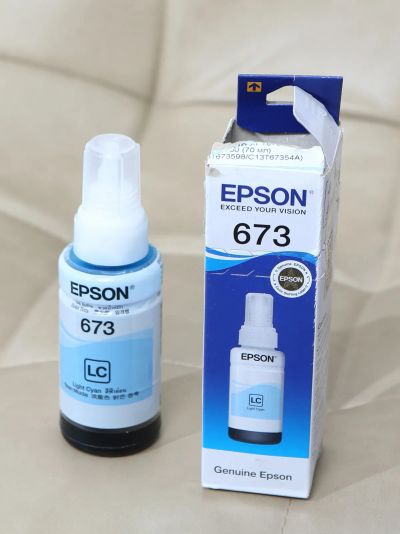Лот: 25383846. Фото: 1. Чернила Epson 673, light-cyan. Картриджи, расходные материалы