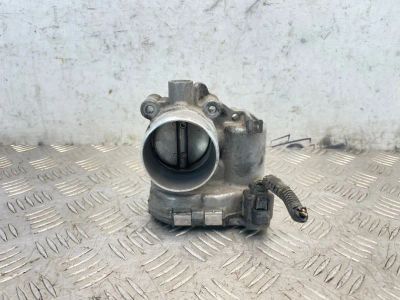 Лот: 25327559. Фото: 1. заслонка дроссельная Ford Focus... Двигатель и элементы двигателя