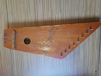 Лот: 25902749. Фото: 1. Гусли. Другие струнные