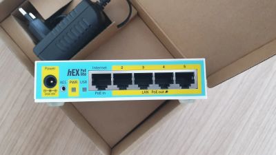 Лот: 17463453. Фото: 1. Маршрутизатор MikroTik hEX PoE... Маршрутизаторы (роутеры)