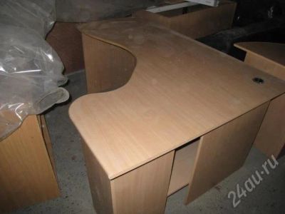 Лот: 344842. Фото: 1. Продам стол угловой большой. Красноярск