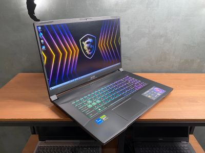 Лот: 24610531. Фото: 1. MSI Katana 17,3"IPS144Hz/RTX4050... Ноутбуки