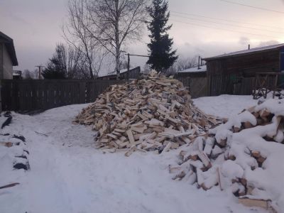 Лот: 6264256. Фото: 1. Дрова березовые колотые и в чурках... Другие (дрова, топливо)
