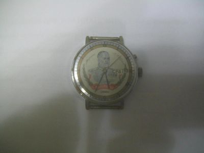 Лот: 4744146. Фото: 1. слава. Оригинальные наручные часы