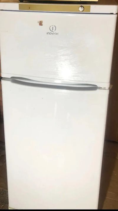Лот: 25548853. Фото: 1. Холодильник Indesit. Холодильники, морозильные камеры