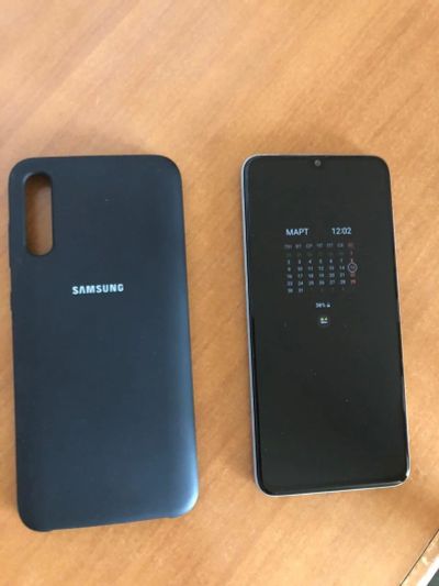 Лот: 15658387. Фото: 1. Samsung A705 Galaxy A70 6/128Gb. Смартфоны