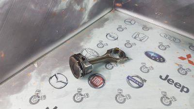 Лот: 23584170. Фото: 1. Поршень с шатуном Volkswagen Touareg... Двигатель и элементы двигателя