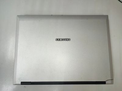 Лот: 19454653. Фото: 1. Ноутбук Samsung исправный. Клавиатуры для ноутбуков
