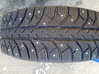 Лот: 15424922. Фото: 1. Шины зимние шипованные Bridgestone... Шины