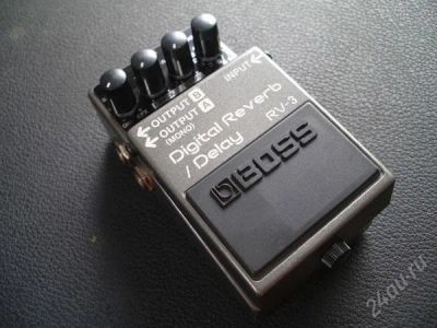 Лот: 1143814. Фото: 1. Boss RV-3. Гитарные эффекты и комбоусилители