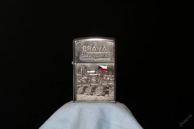 Лот: 5604812. Фото: 1. Зажигалка классическая в стиле... Зажигалки, спички, пепельницы