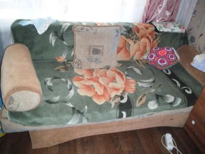 Лот: 8059585. Фото: 1. Продаю диван 1000 руб. последняя... Диваны