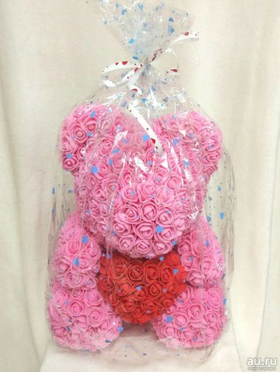 Лот: 13684484. Фото: 1. Мишка из роз в подарочной упаковке... Букеты из конфет, игрушек