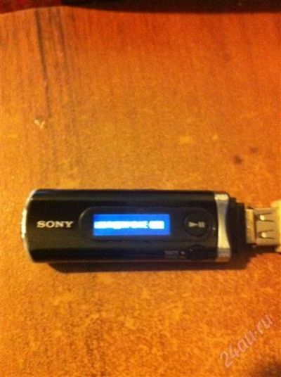 Лот: 2110663. Фото: 1. Продам MP3-плеер Sony NWD-B103F. Плееры
