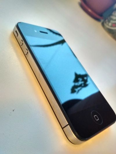 Лот: 15662265. Фото: 1. iPhone 4. Смартфоны