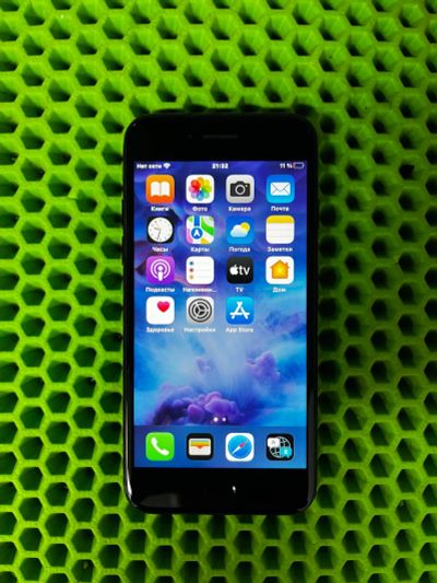 Лот: 24278170. Фото: 1. Смартфон Apple iPhone 7 32Гб... Смартфоны
