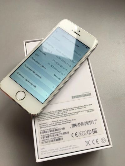 Лот: 16732899. Фото: 1. iPhone 5s РСТ. Смартфоны