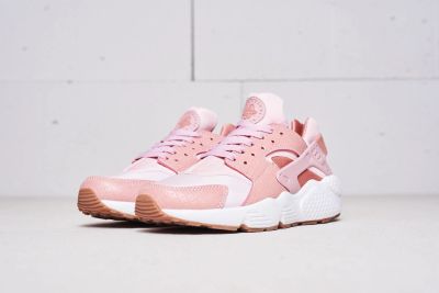 Nike huarache mauve sale