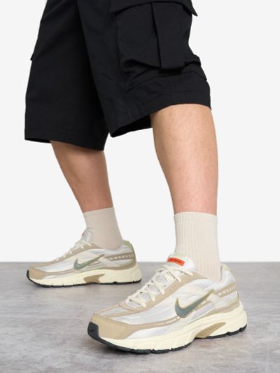 Лот: 25369017. Фото: 1. Кроссовки мужские Nike Initiator... Кеды, кроссовки, слипоны