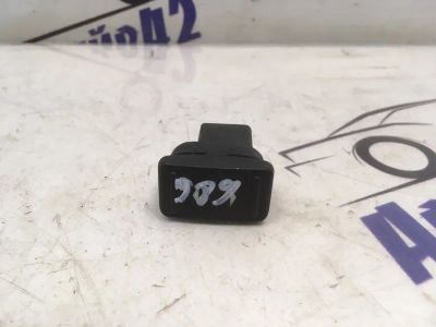 Лот: 21710014. Фото: 1. кнопка стеклоподъемника Ford Focus... Двигатель и элементы двигателя
