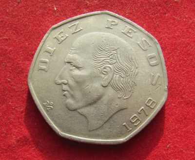 Лот: 19986567. Фото: 1. Мексика 10 песо, 1978 г. Большущая. Америка