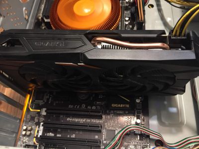 Лот: 12888931. Фото: 1. Игровая Видеокарта Gigabyte GeForce... Видеокарты