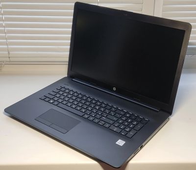 Лот: 18859480. Фото: 1. HP 17.3" core i3-10110u/8Gb LPDDR4... Ноутбуки