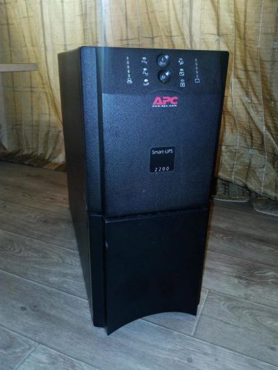 Лот: 11184669. Фото: 1. ИБП APC SmartUPS 2200 SUA2201. ИБП, аккумуляторы для ИБП