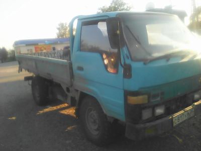 Лот: 10403035. Фото: 1. Грузовик Toyota Dyna. Грузовики, автобусы, спецтехника