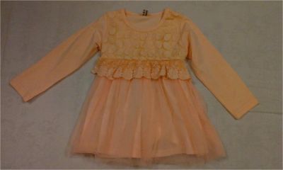 Лот: 6576784. Фото: 1. Нежное оранжевое платье. Платья, сарафаны
