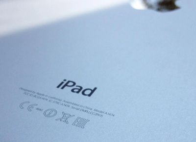 Лот: 4313921. Фото: 1. 9.7" Планшет Apple iPad Air 32... Планшеты