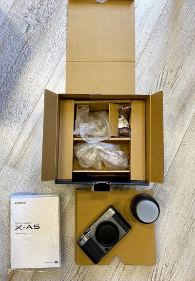 Лот: 17761588. Фото: 1. Fujifilm X-A5 Kit 15-45mm Новый. Цифровые беззеркальные со сменной оптикой