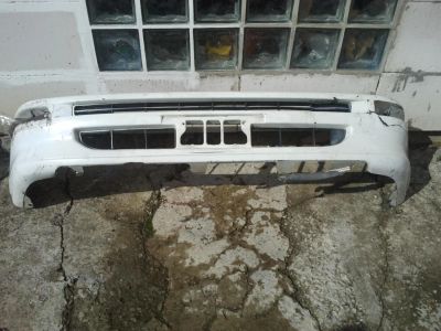 Лот: 4396253. Фото: 1. бампер от неизвестной иномарки. Другое (автозапчасти)