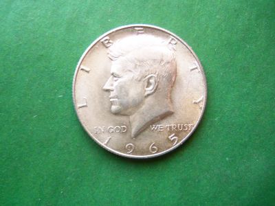Лот: 19816812. Фото: 1. США полдоллара 50 центов 1965... Америка