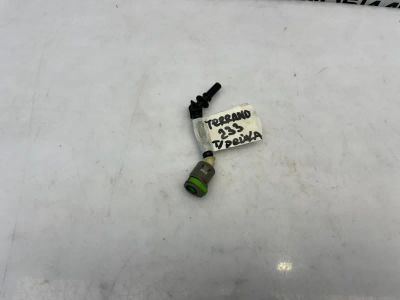 Лот: 25781329. Фото: 1. трубка топливная Nissan Terrano... Топливная система