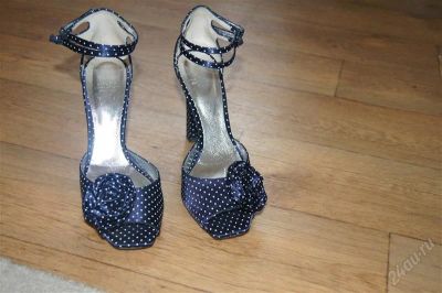 Лот: 2860042. Фото: 1. Босоножки(туфли) в горошек. Босоножки