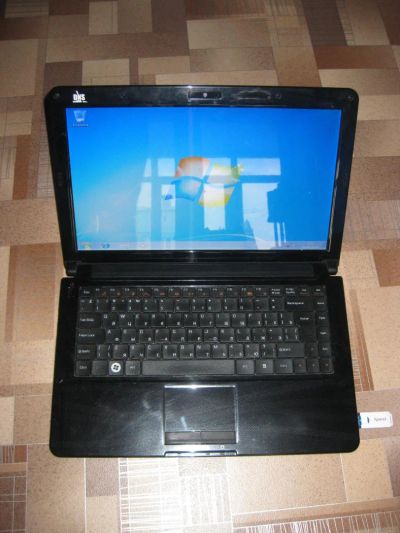 Лот: 4447878. Фото: 1. Ноутбук DNS 138111 Pentium P6200... Ноутбуки