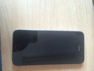 Лот: 8160708. Фото: 1. IPhone 5s 16gb. Смартфоны
