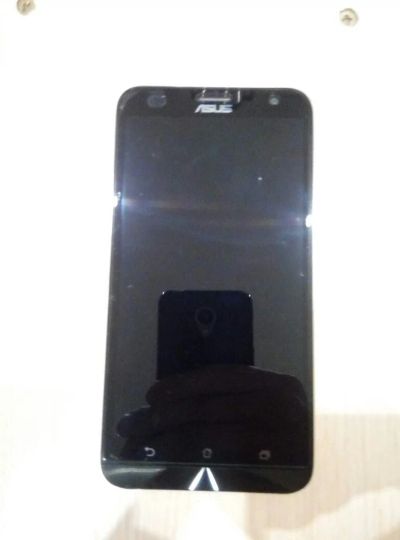 Лот: 10630544. Фото: 1. Asus Zenfone 2 Laser ZE550KL. Смартфоны