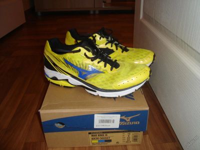 Лот: 5846989. Фото: 1. Кроссовки беговые Mizuno Wave... Кеды, кроссовки, слипоны